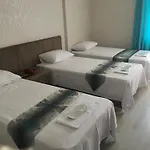 Cagdas Szálloda Kusadası